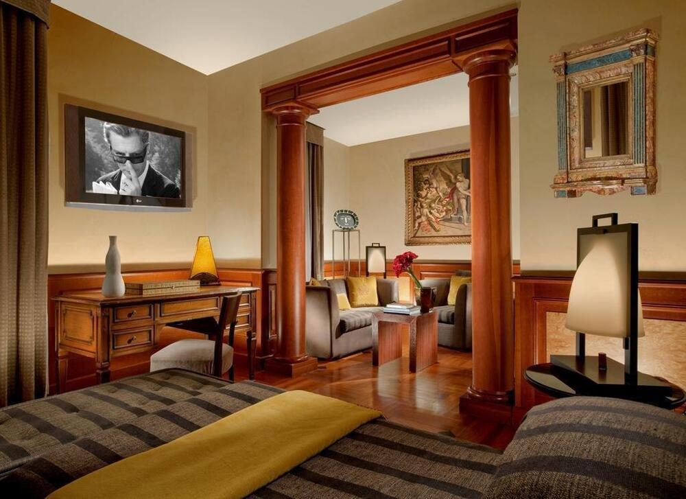 Foto de una habitación de Bio Hotel Raphael - Relais &amp;amp; Châteaux