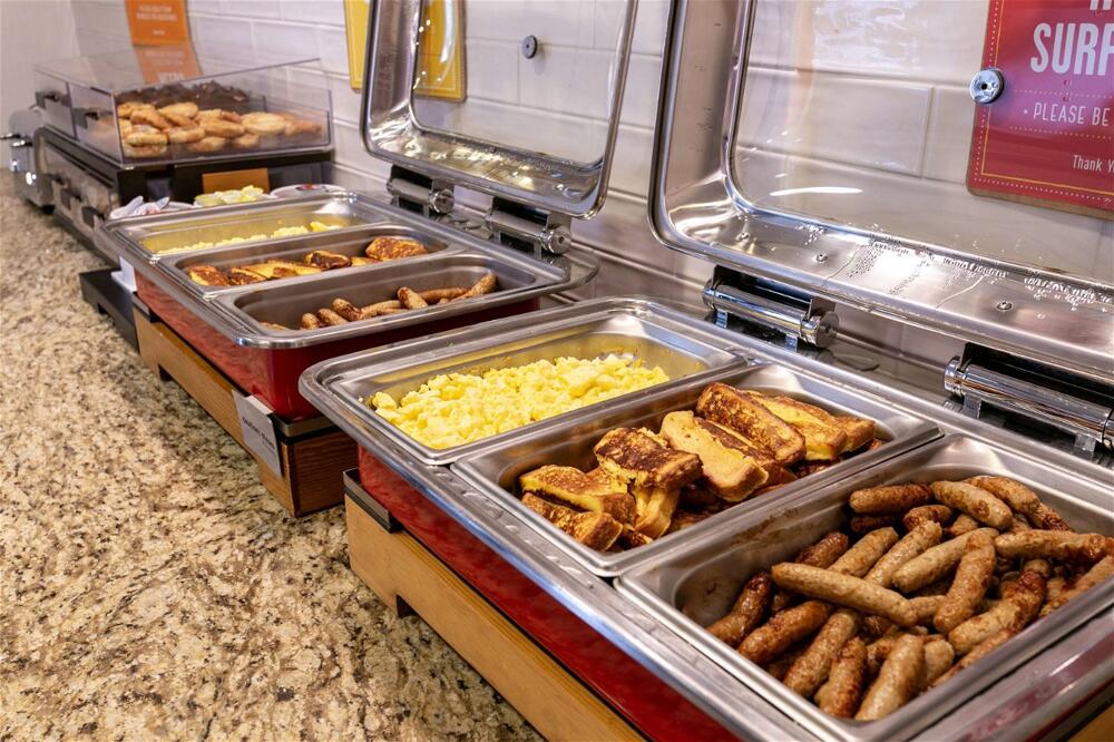 Dining – Hotel Hampton Inn &amp;amp; Suites Wilmington Christiana