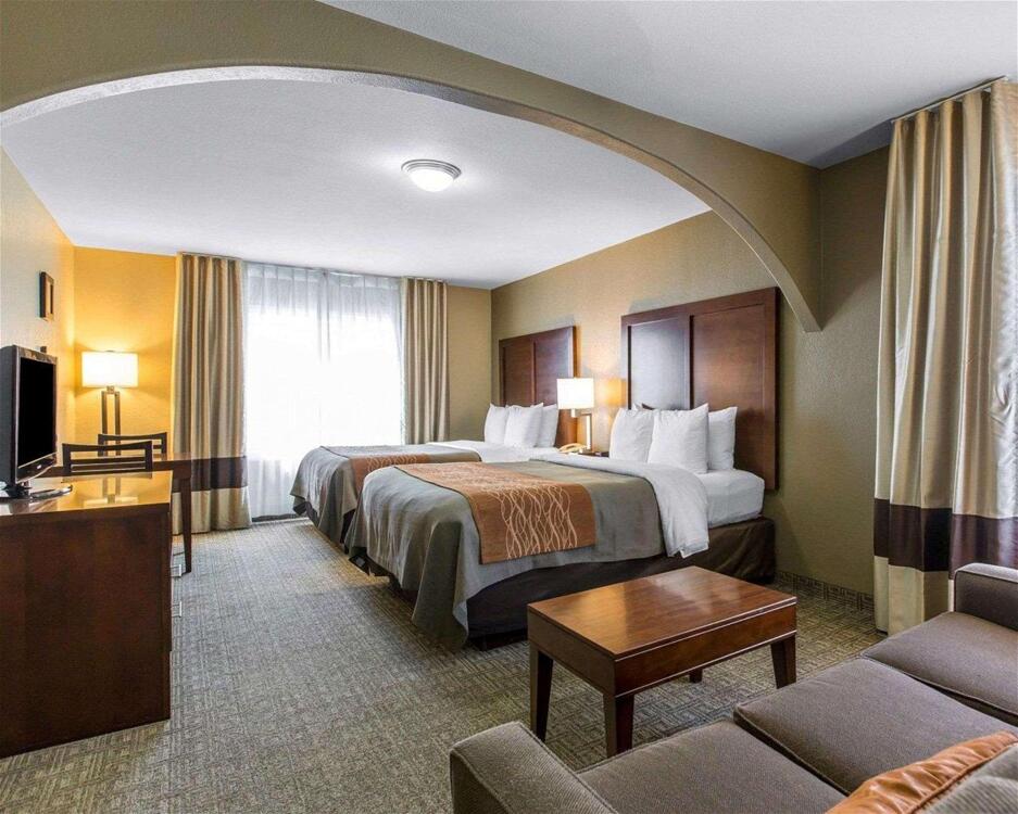 Foto de una habitación de Hotel Comfort Inn &amp;amp; Suites Ventura Beach