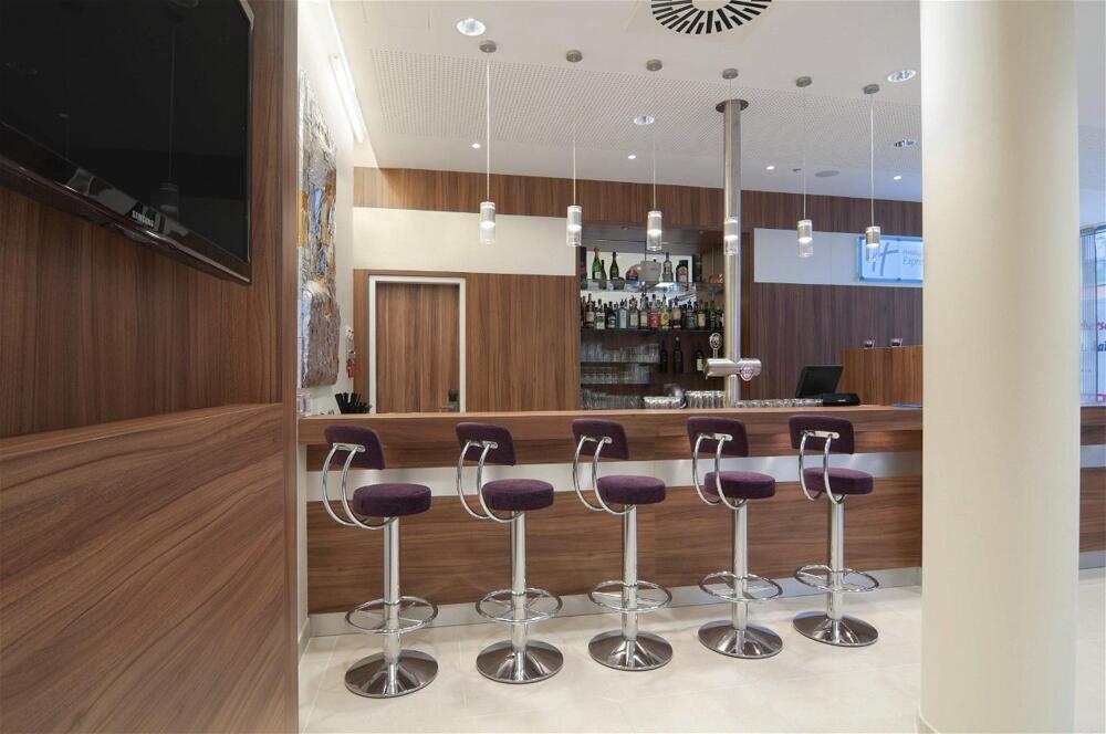 Photo – Hotel Premier Inn Hamburg City Millerntor