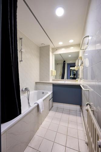 Foto del baño de Hotel EUROPACITY