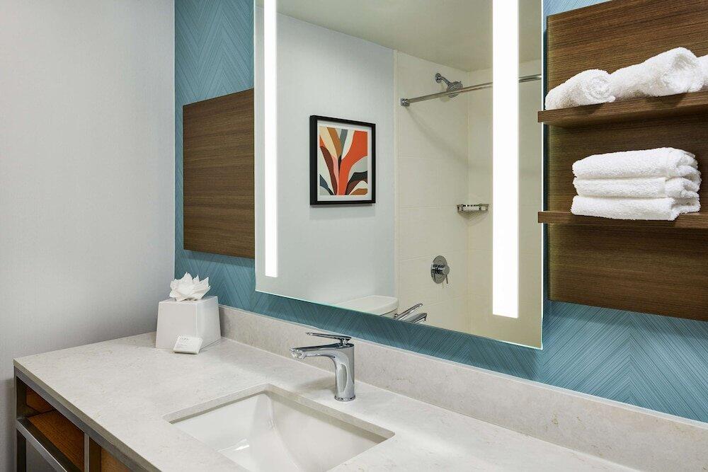 Foto del baño de Hotel Hilton Garden Inn Tewksbury Andover