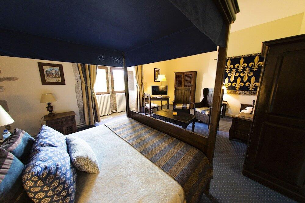 Foto de una habitación de Hotel Château Des Ducs De Joyeuse
