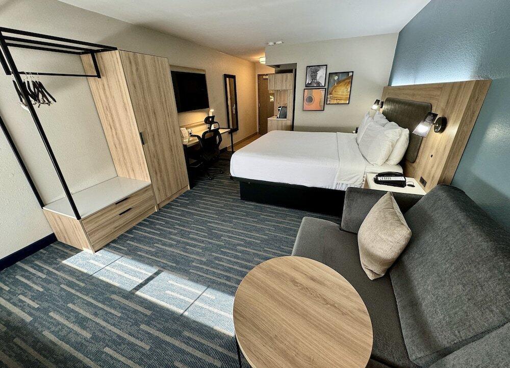 Foto de una habitación de Hotel Best Western Plus Duluth/ Sugarloaf