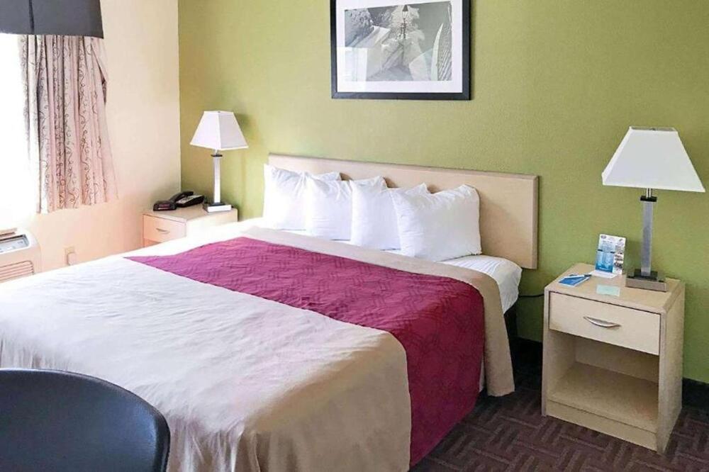 Foto general de Hotel Super 8 by Wyndham Gloucester