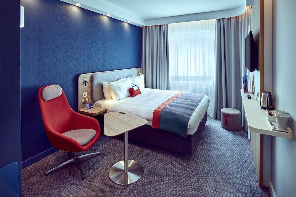 Foto de una habitación de Holiday Inn Express Gibraltar, an IHG Hotel