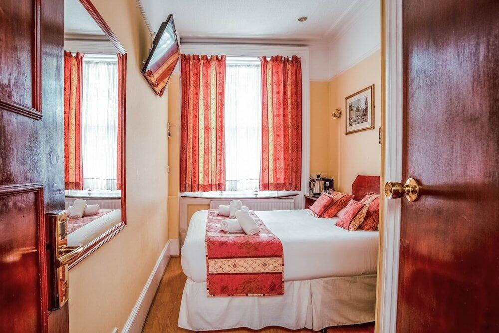 Foto de una habitación de Dolphin Hotel