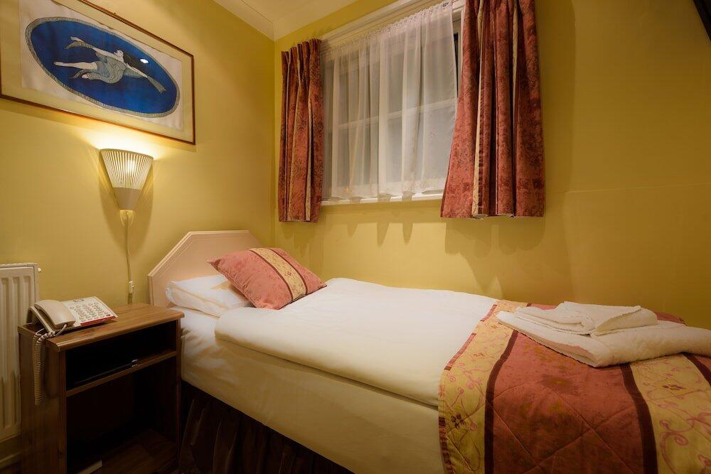 Foto de una habitación de Dolphin Hotel