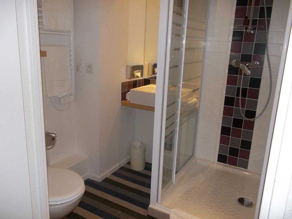 Foto del baño de Hôtel Restaurant Donibane