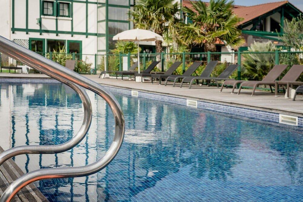 Foto de los servicios de Hôtel Restaurant Donibane