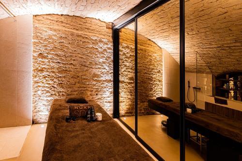 Foto de los servicios de Hostellerie Cèdre &amp;amp; Spa Beaune