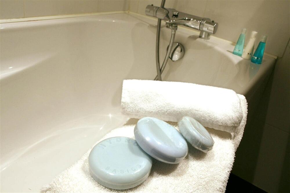 Foto del bagno Holiday Inn Bordeaux Sud - Pessac, an IHG Hotel