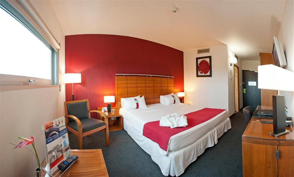 Foto di una camera da Holiday Inn Bordeaux Sud - Pessac, an IHG Hotel