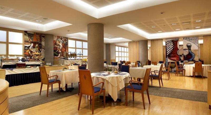 Foto de restauración de Pacific Hotel Fortino