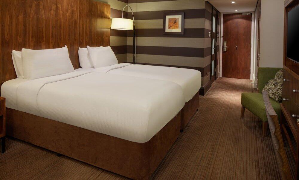 Foto de una habitación de Hotel DoubleTree by Hilton Stratford-upon-Avon, United Kingdom