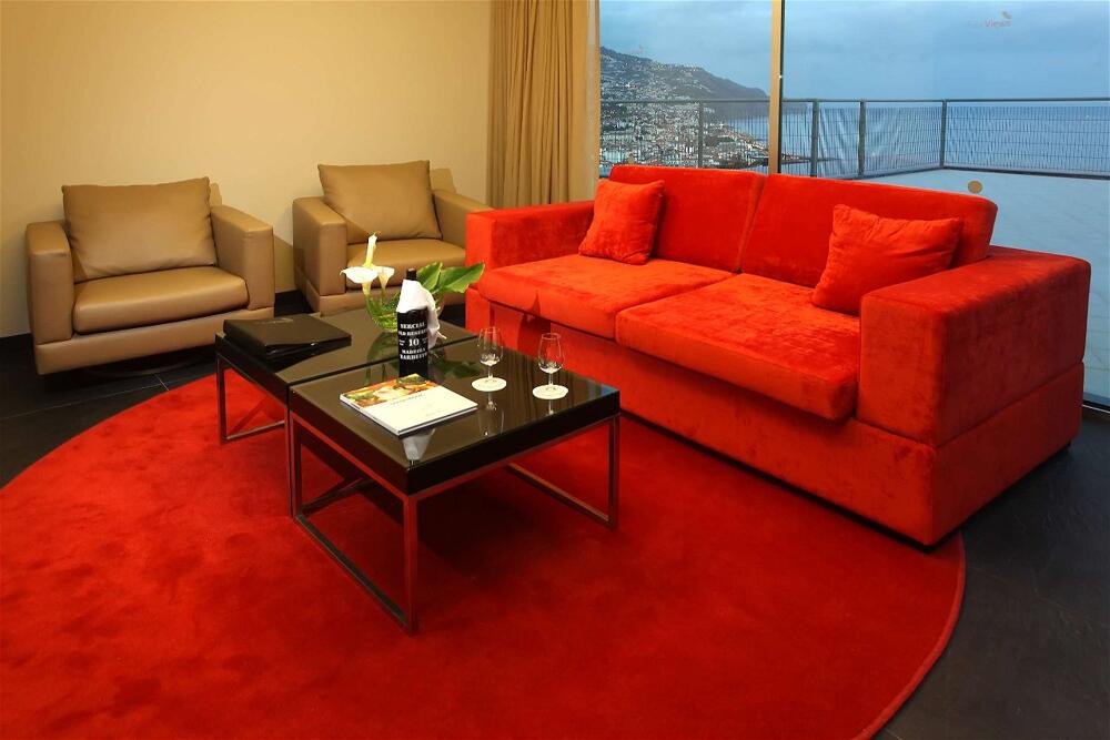 Foto general de Hotel The Views Baia - Adults Only
