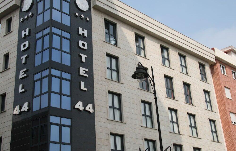 Foto del exterior de Hotel 44