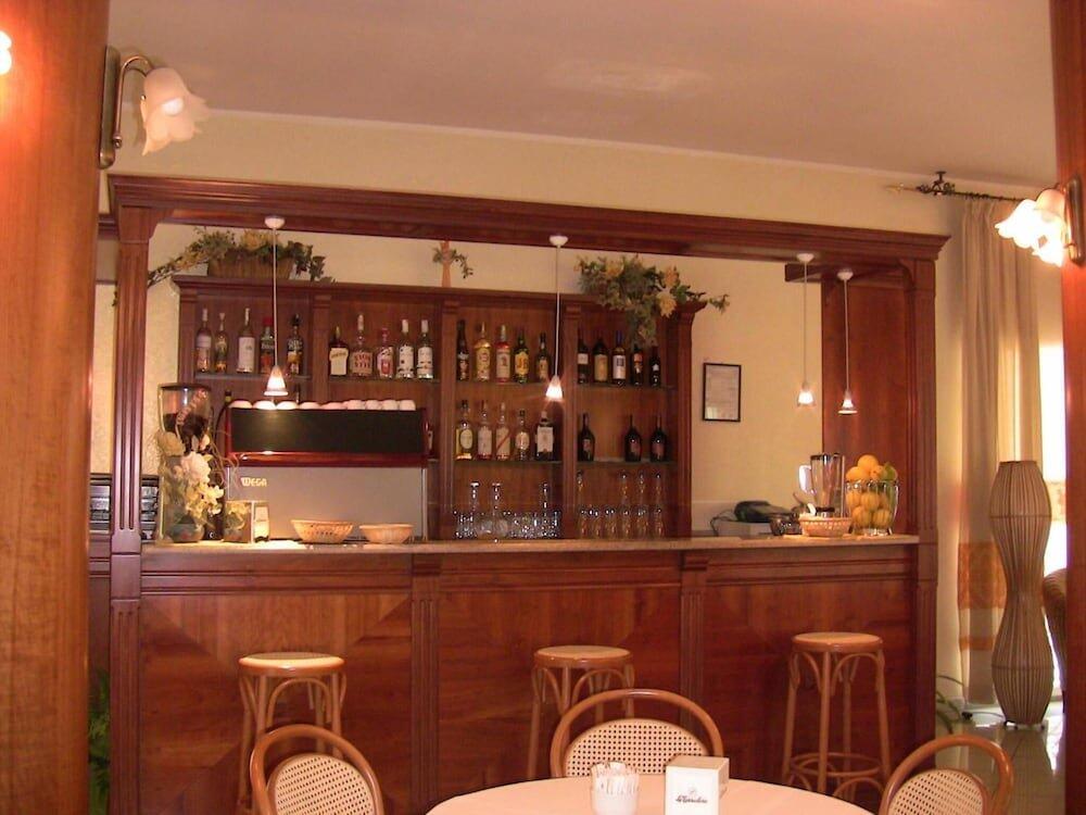 Foto de restauración de Hotel Solki