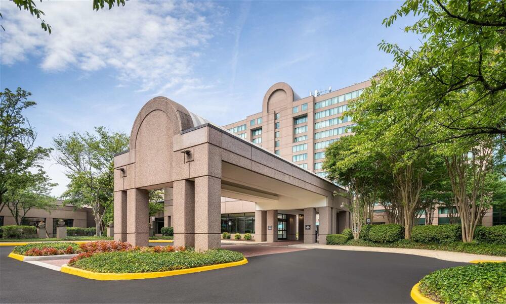 Foto del exterior de Hotel Hilton Fairfax, Va