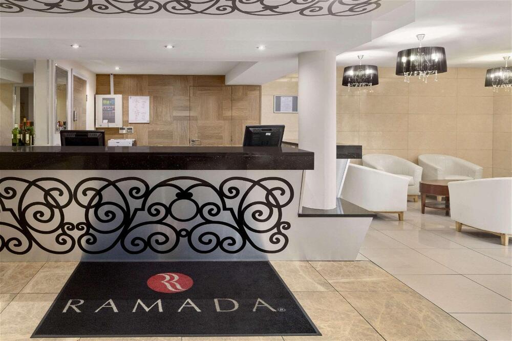 Foto de las zonas nobles de Hotel Ramada by Wyndham Oldbury Birmingham