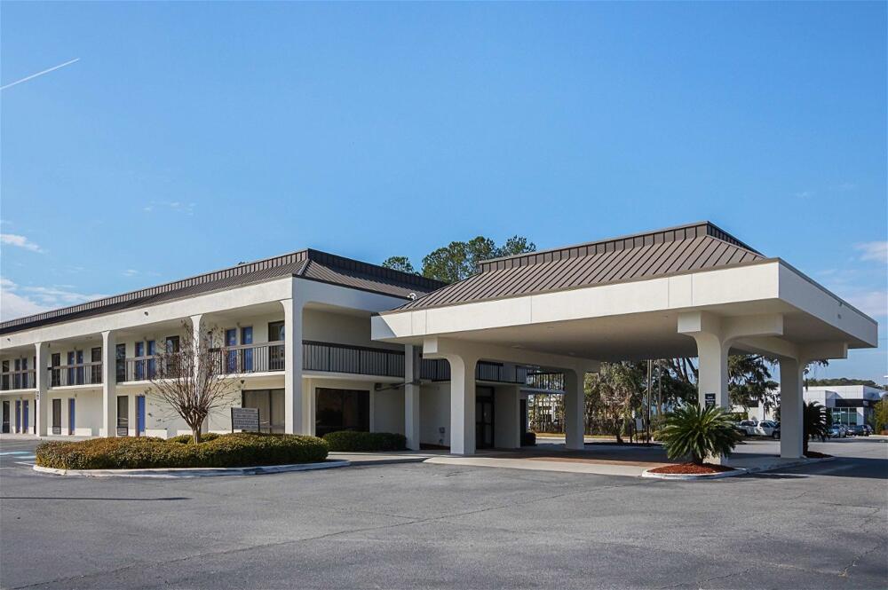 Foto del exterior de Motel 6-Savannah, GA - Midtown