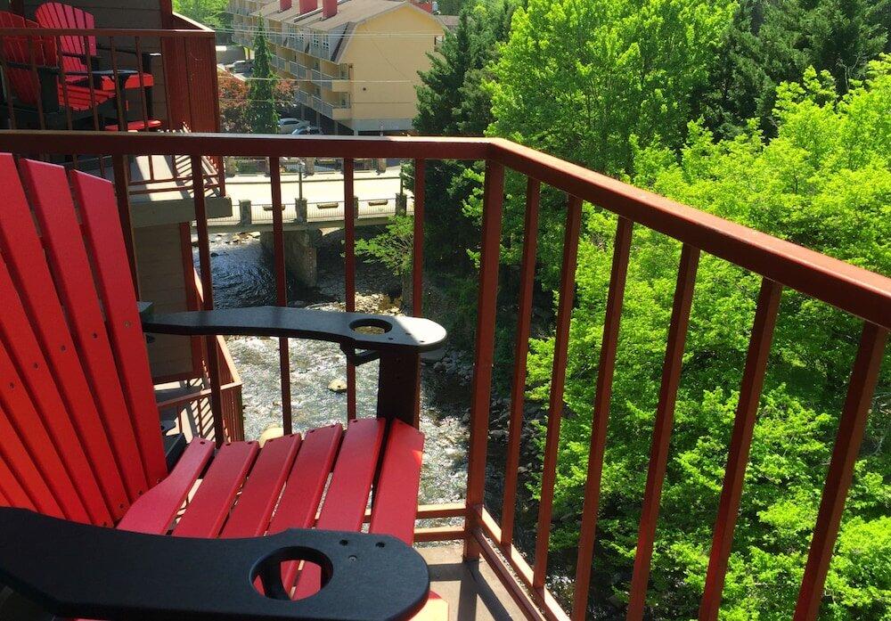 Foto de una habitación de Hotel Baymont by Wyndham Gatlinburg On The River