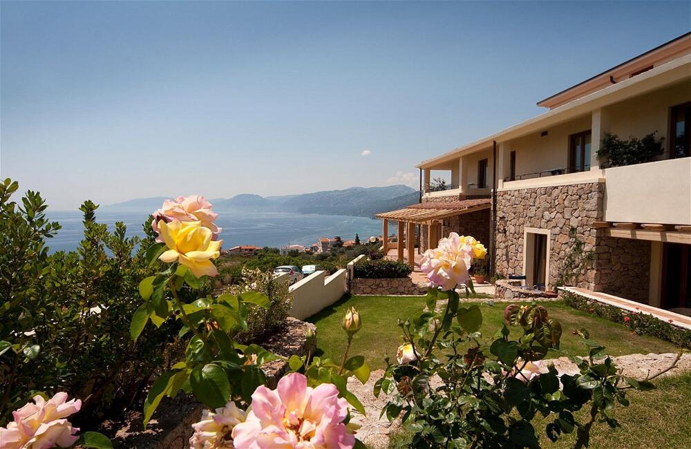 Foto del exterior de Hotel Villa Gustui Maris