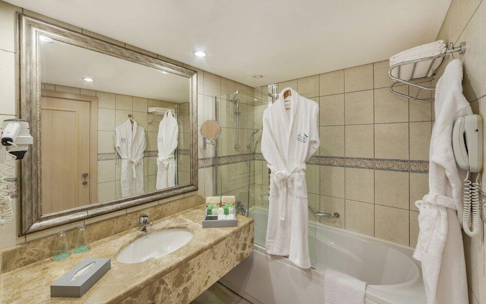 Foto del baño de Starlight Resort Hotel