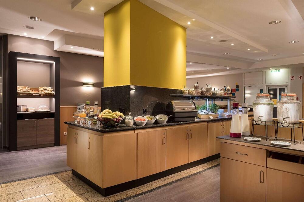 Foto de restauración de Hotel Ramada by Wyndham Hannover