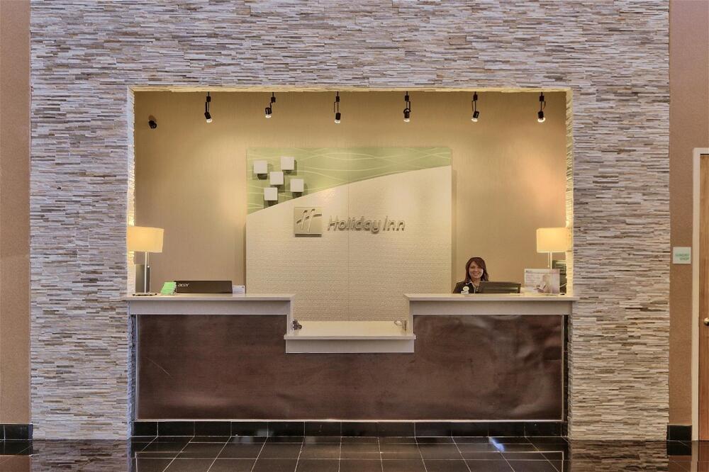 Foto de las zonas nobles de Holiday Inn Hotel &amp;amp; Suites Albuquerque Airport, an IHG Hotel