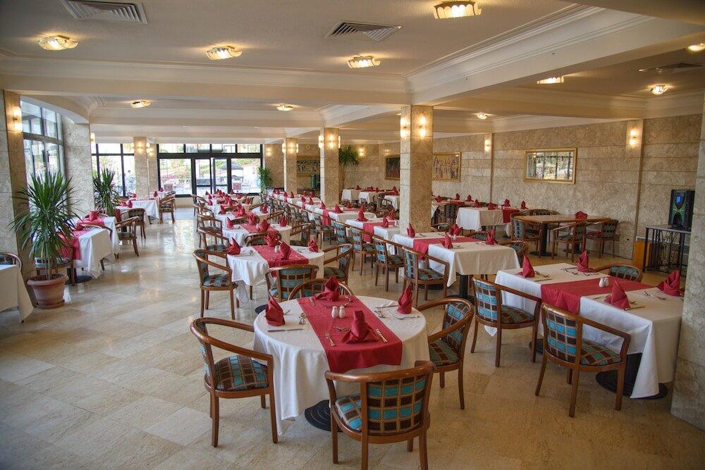 Foto de restauración de Complejo Pharaoh Azur Resort