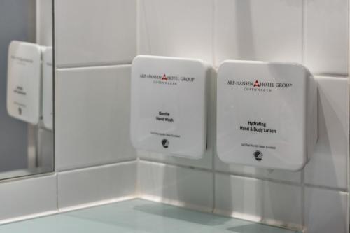 Foto del baño de Hotel The Square