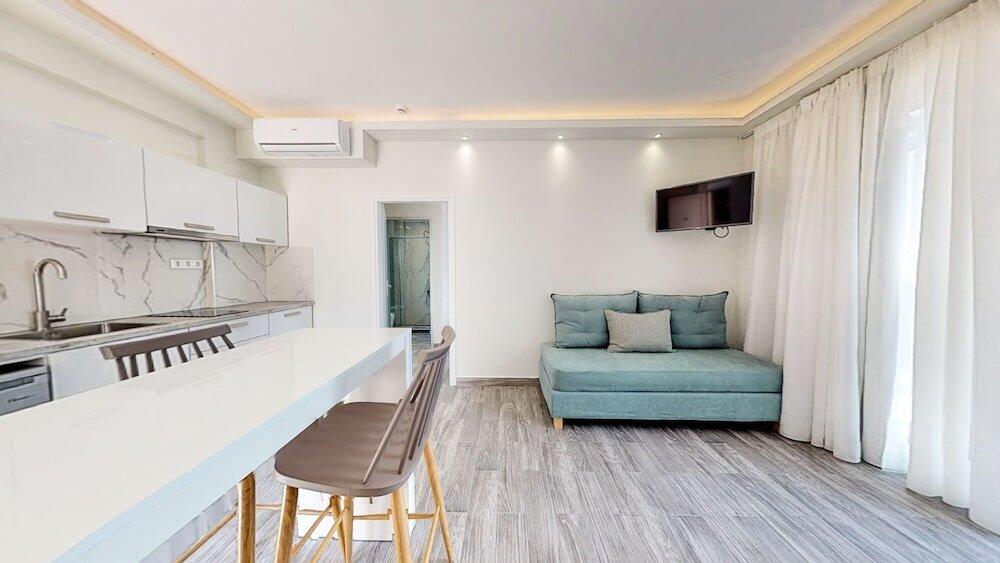 Foto de una habitación de Porto Kalamaki Hotel