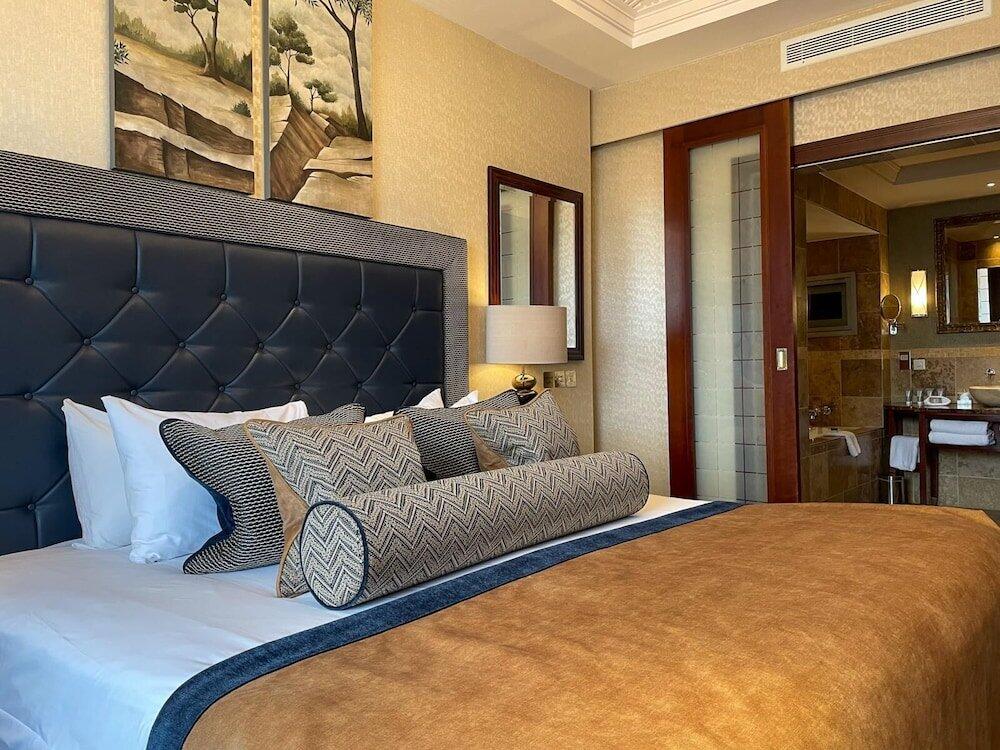 Foto de una habitación de Fota Island Hotel and Spa