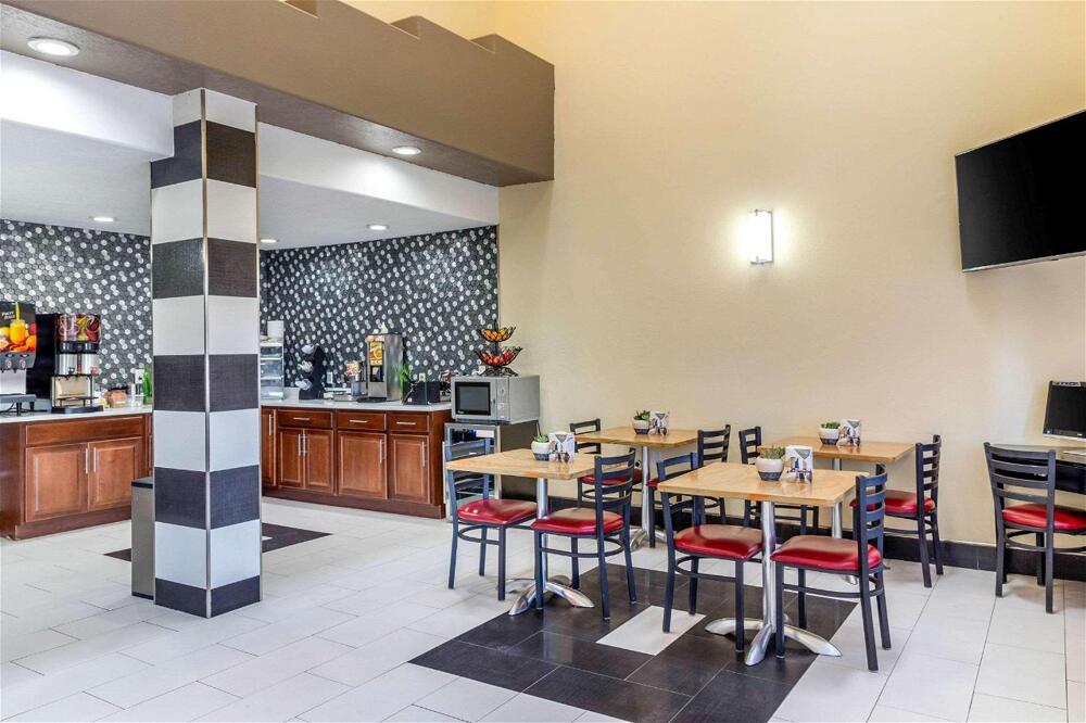 Foto de los servicios de Motel Econo Lodge West - Coors Blvd