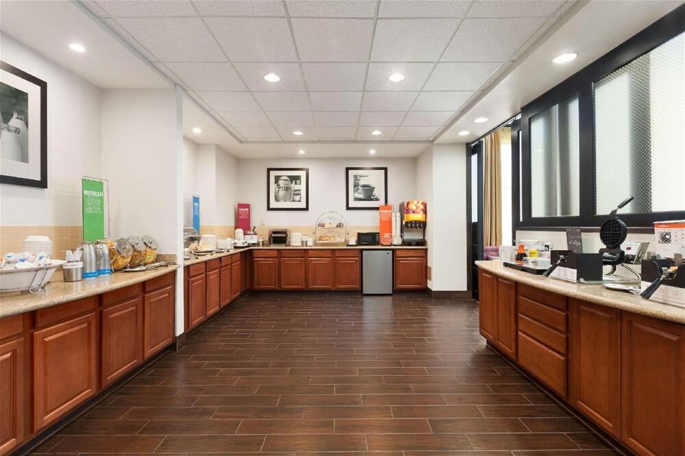Foto general de Hotel Hampton Inn &amp;amp; Suites Rohnert Park - Sonoma County
