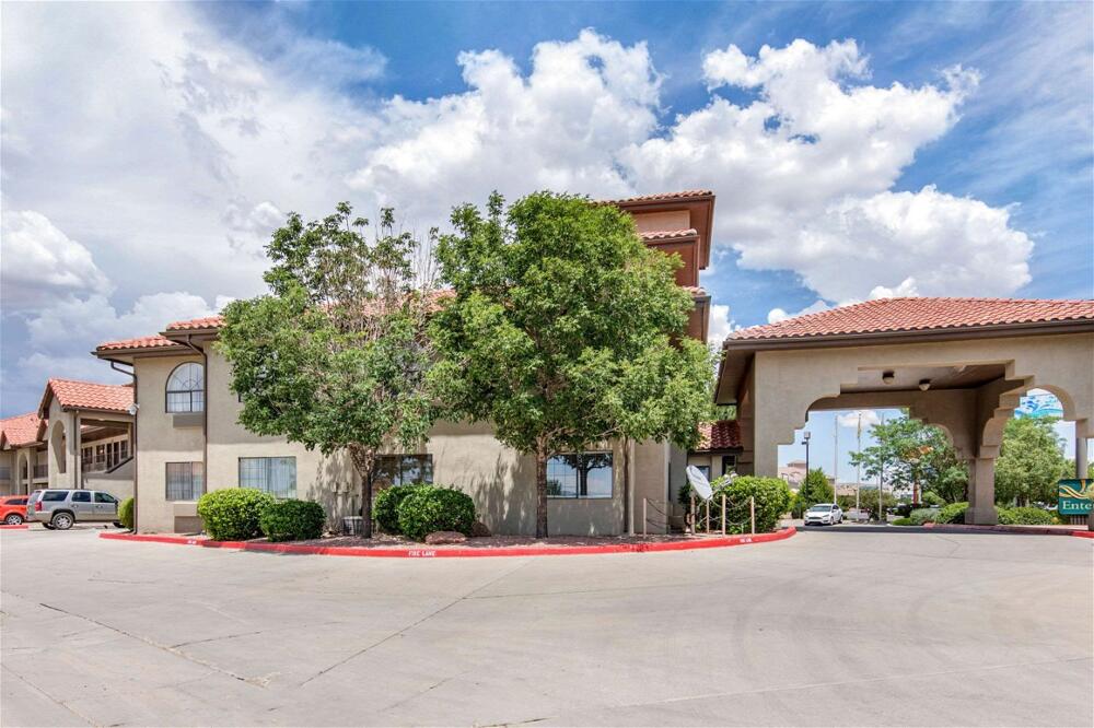Foto del exterior de Hotel Quality Inn &amp;amp; Suites Gallup I-40 Exit 20
