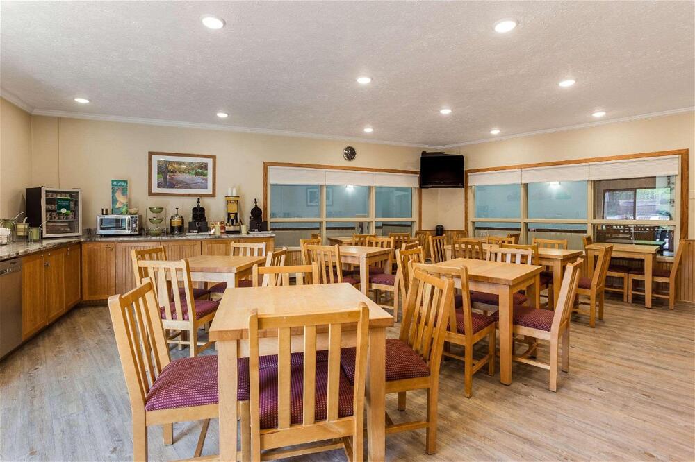 Dining – Hotel Quality Inn