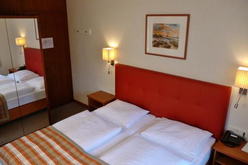 Foto de una habitación de Hotel Hohenstauffen