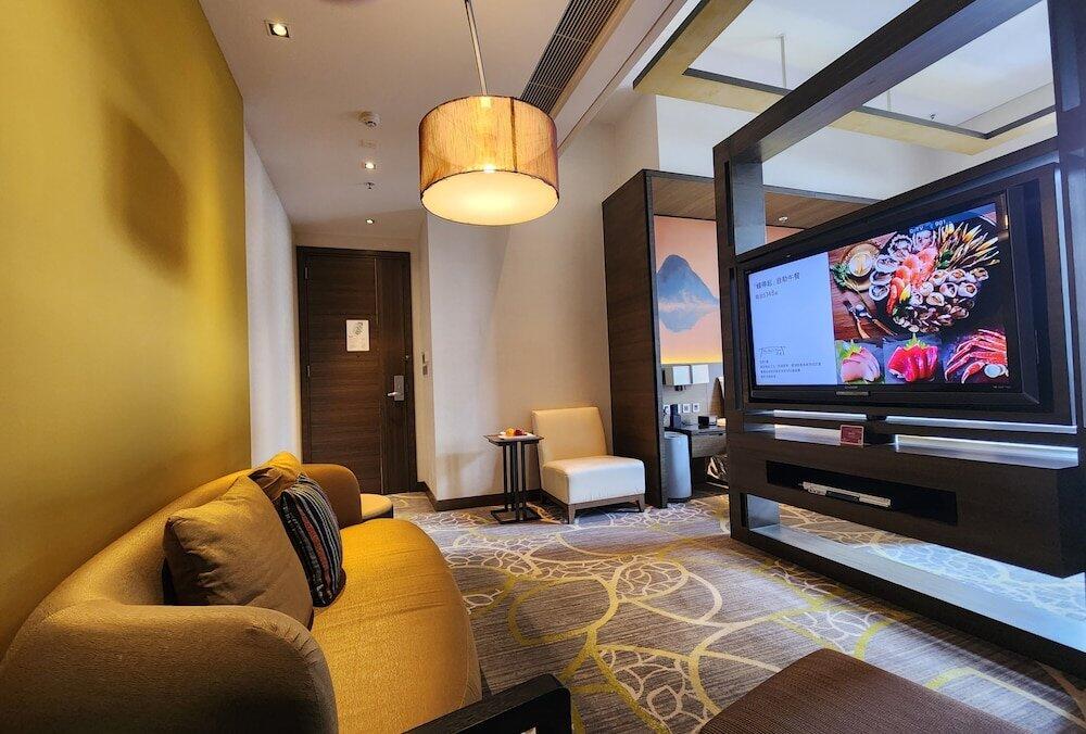 Foto de una habitación de Crowne Plaza Hong Kong Kowloon East, an IHG Hotel