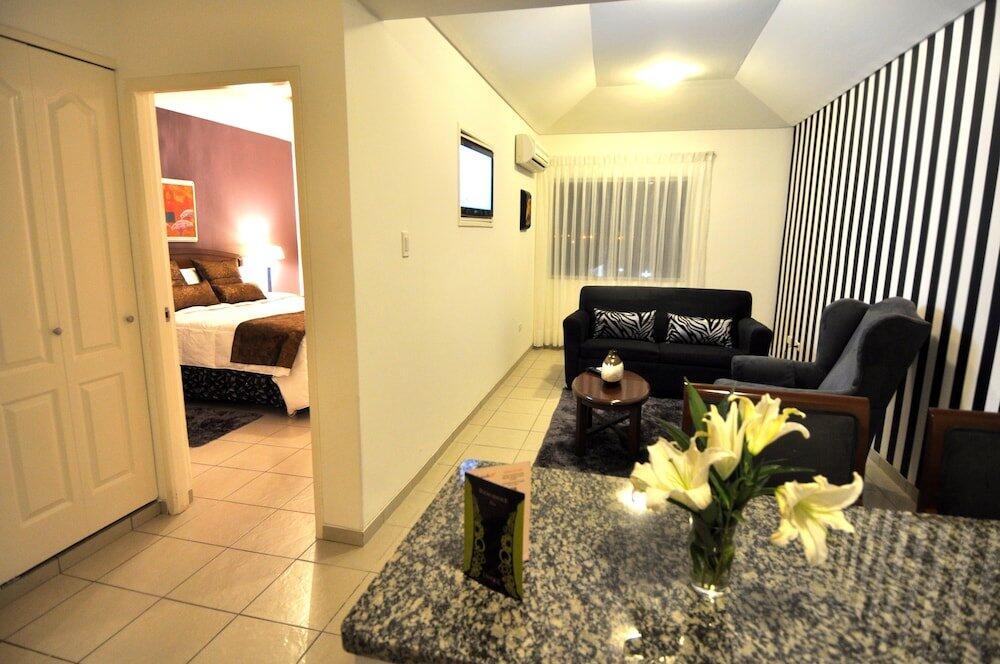 Foto de una habitación de Aparthotel Terranova Suites
