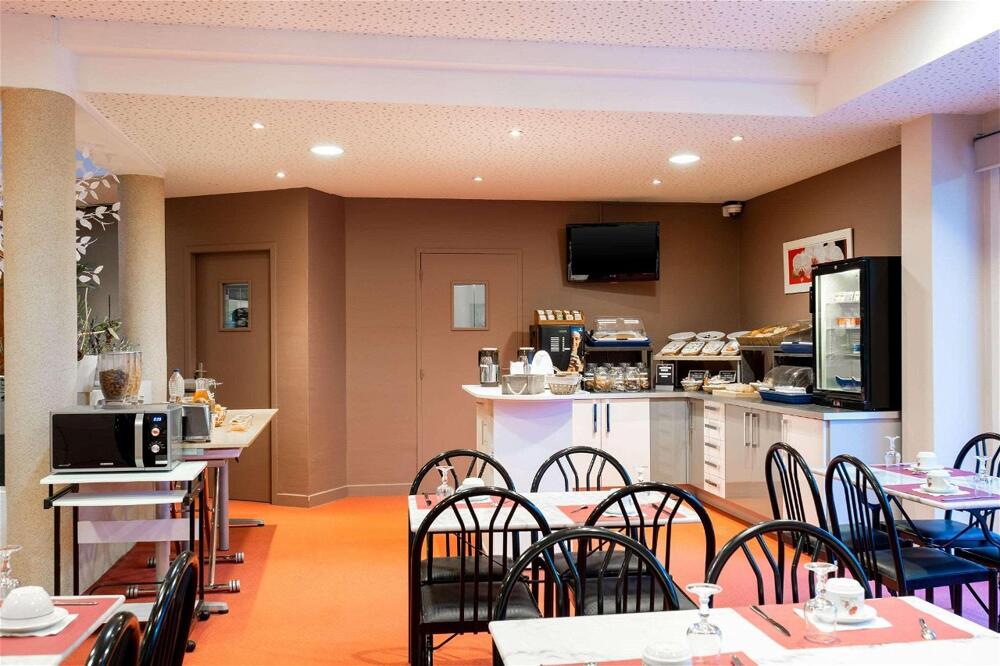 Foto de restauración de Comfort Hotel Saintes