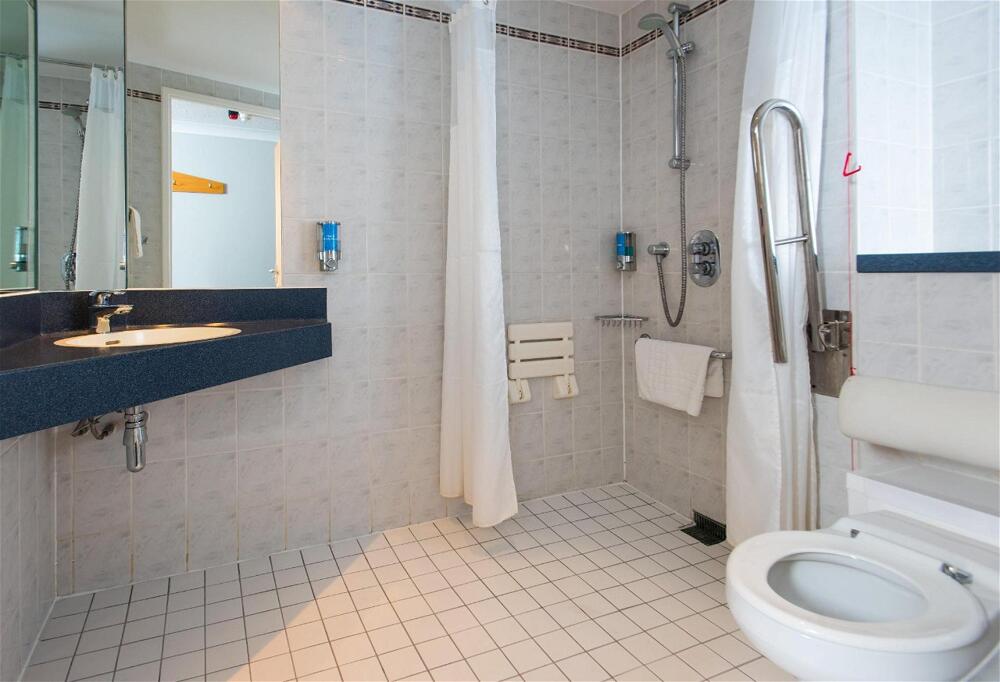 Foto del baño de Holiday Inn Express Derby Pride Park, an IHG Hotel