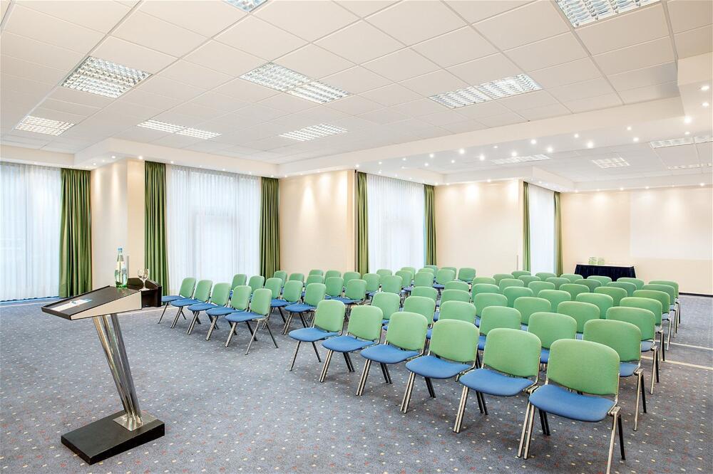 Foto de los servicios de Hotel NH Oberhausen
