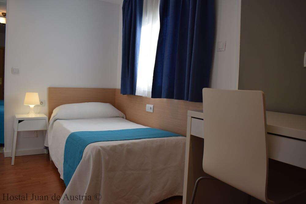 Room – Hostal Juan de Austria