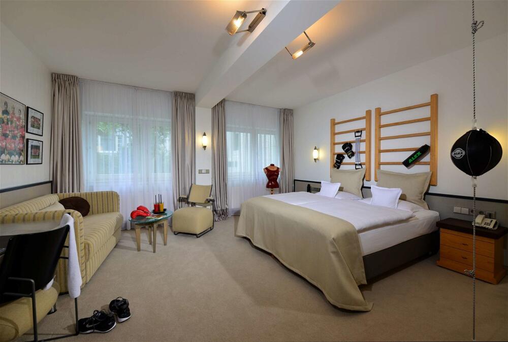 Foto de una habitación de Best Western Premier Parkhotel Kronsberg