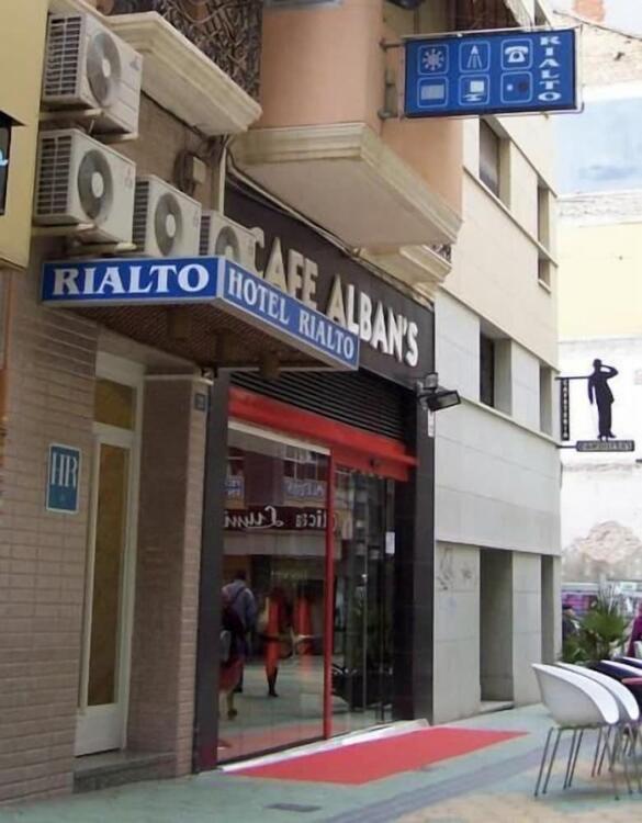 Foto del exterior de LC Hotel Urbano
