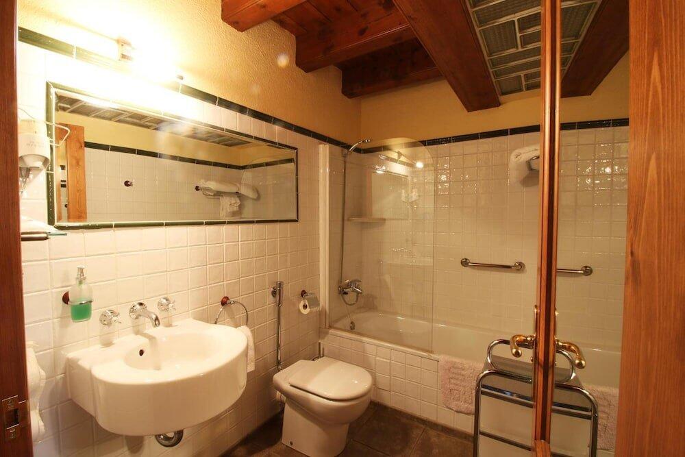 Foto del baño de Hotel Mas D&amp;#039;en Roqueta