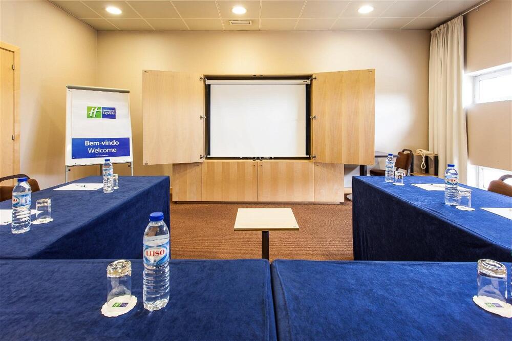 Foto general de Holiday Inn Express Lisbon-Oeiras, an IHG Hotel