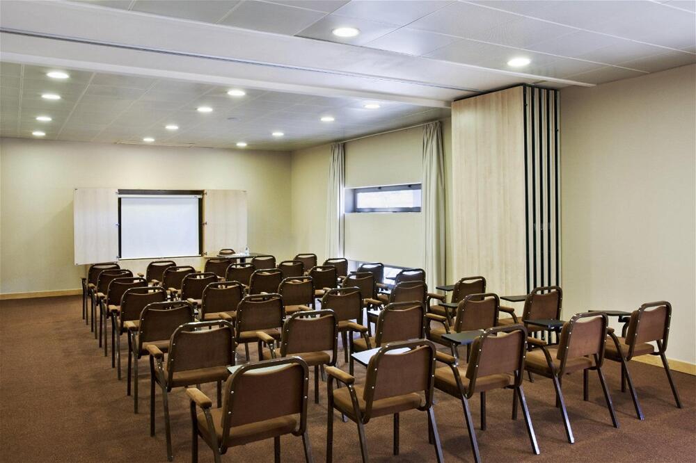 Foto general de Holiday Inn Express Lisbon-Oeiras, an IHG Hotel